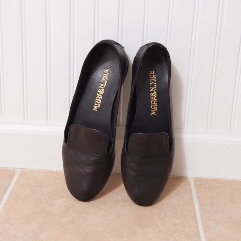 Black Modern Vice Loafers